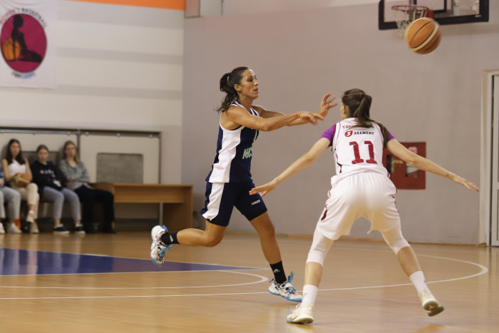 Товарищеская игра с "Олимпией"